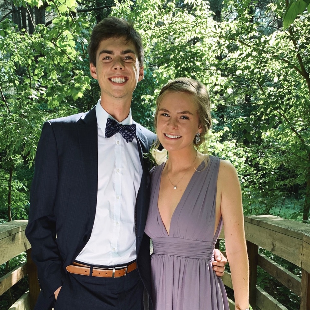 Meet your Posher, Chloe